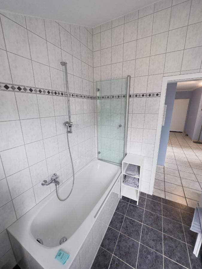Апартаменти Ruhiges Juwel: Frisch Renoviert 100 Qm Юліх Екстер'єр фото